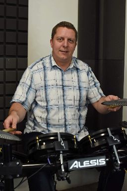 <b>MgA. Josef Novák</b><br>bicí nástroje